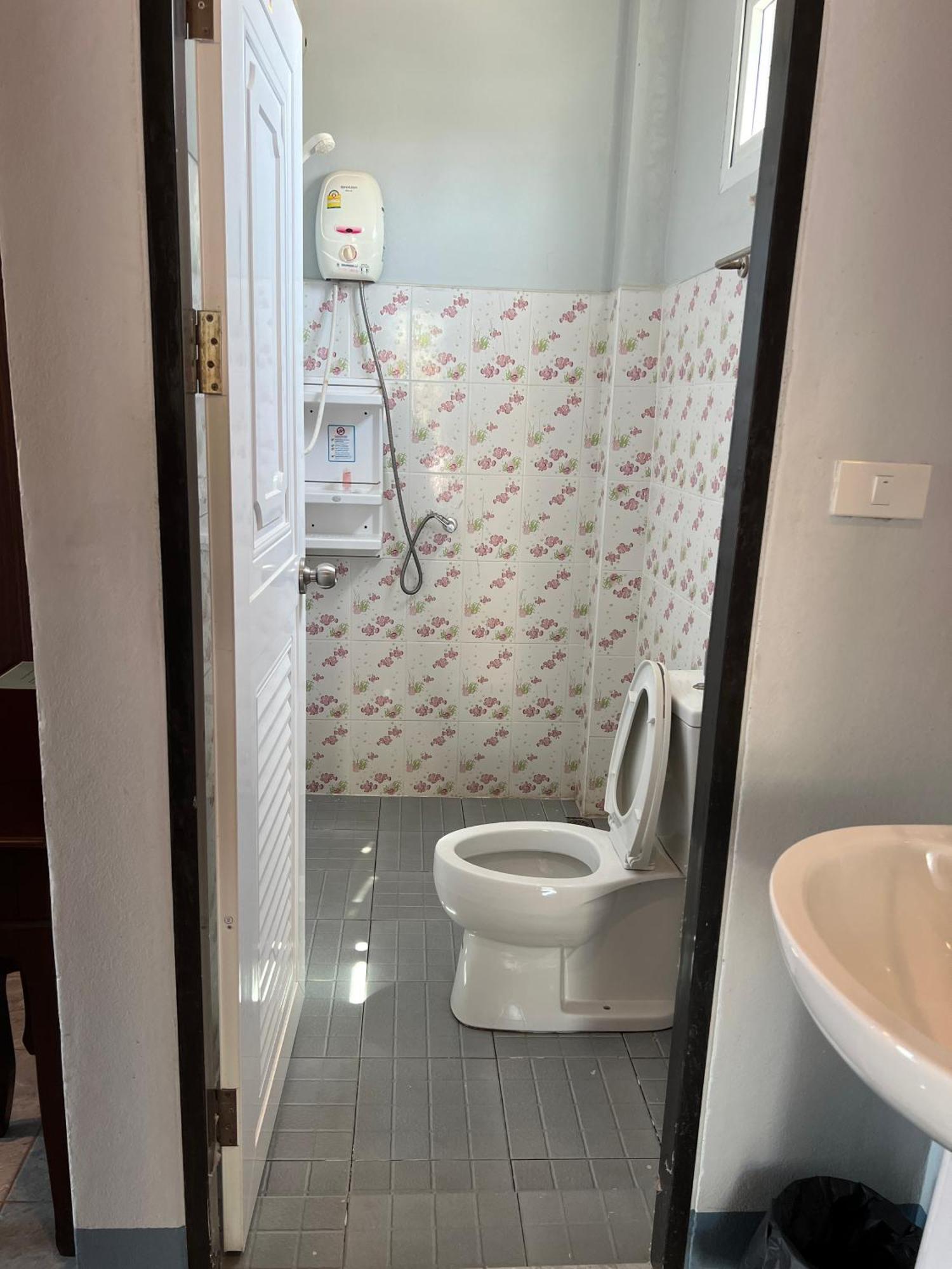Nare Guest House Ко-Ланта Экстерьер фото