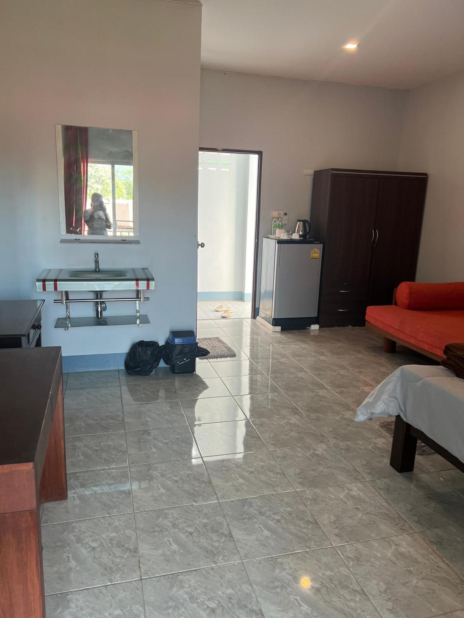 Nare Guest House Ко-Ланта Экстерьер фото